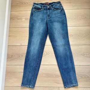 Judy blue boyfriend fit size 28